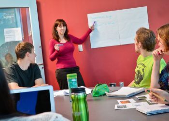 5 BÀI HỌC CUỘC SỐNG BẠN KHÔNG HỌC Ở ĐẠI HỌC