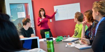 5 BÀI HỌC CUỘC SỐNG BẠN KHÔNG HỌC Ở ĐẠI HỌC