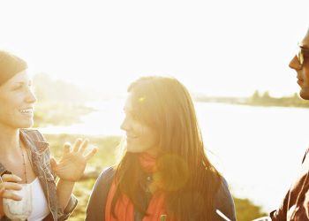 7 BƯỚC ĐỂ TRỞ THÀNH MỘT NGƯỜI HẠNH PHÚC MÀ NGƯỜI KHÁC MUỐN Ở BÊN